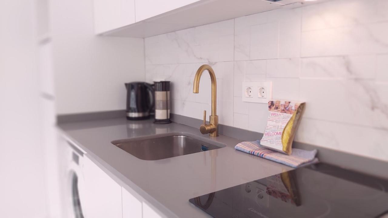 Del Parque Flats Urban Corner Apartment Malaga Bagian luar foto